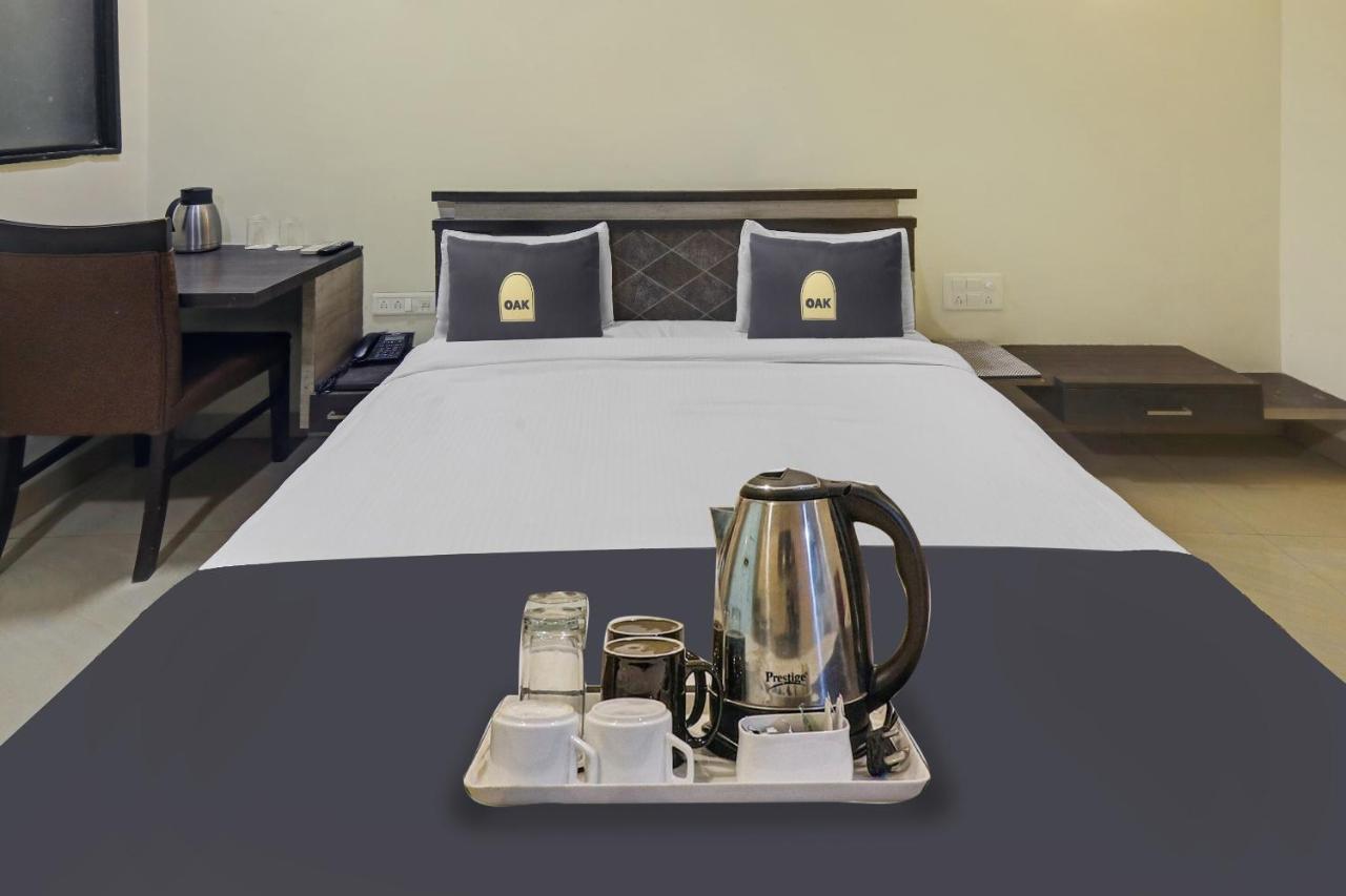 Townhouse Oak Hotel The Sudesh Raipur  Bagian luar foto