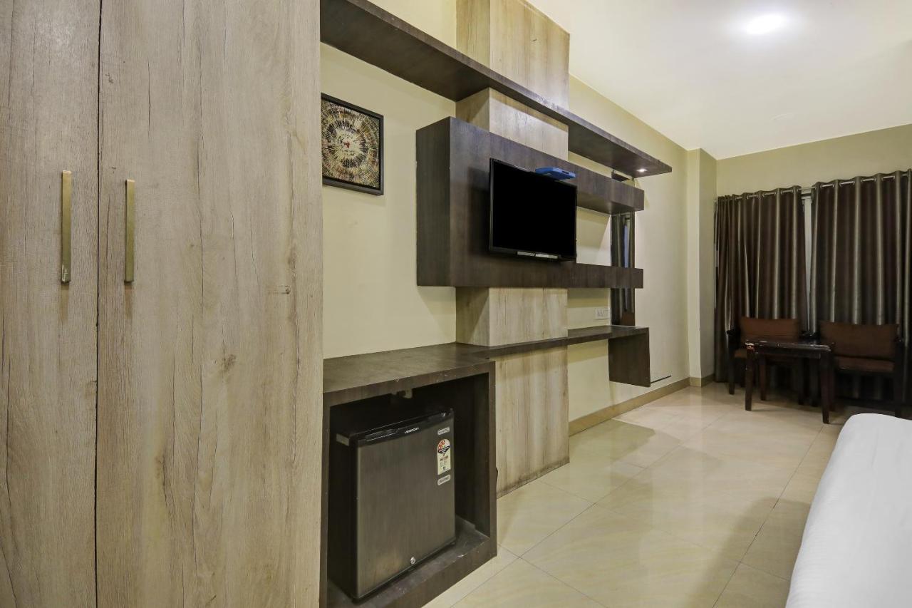 Townhouse Oak Hotel The Sudesh Raipur  Bagian luar foto