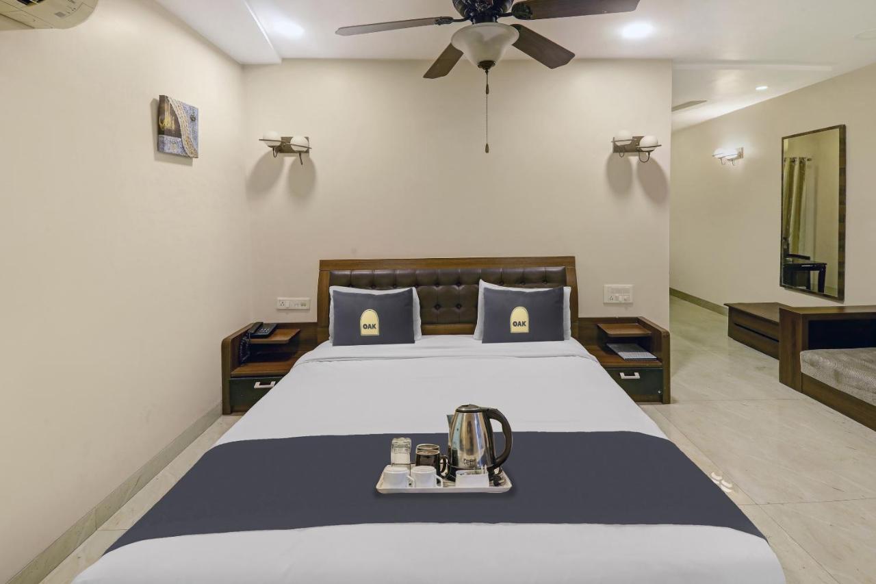 Townhouse Oak Hotel The Sudesh Raipur  Bagian luar foto