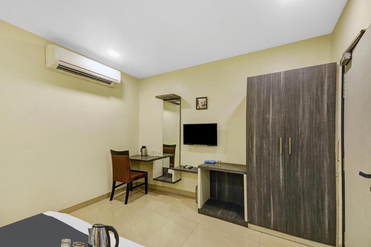 Townhouse Oak Hotel The Sudesh Raipur  Bagian luar foto