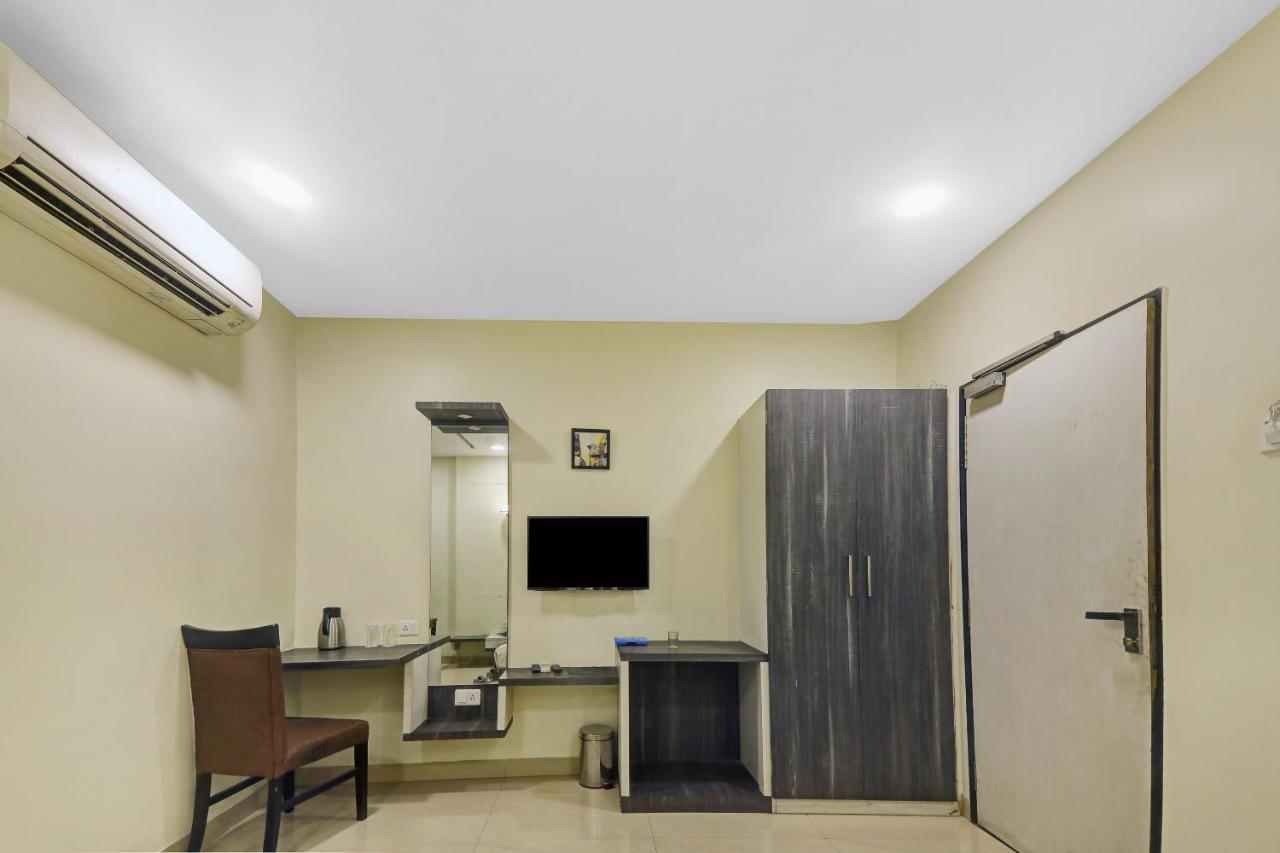 Townhouse Oak Hotel The Sudesh Raipur  Bagian luar foto